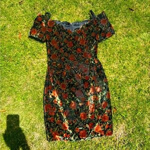 Off the shoulder Vintage dress. Cut #6991